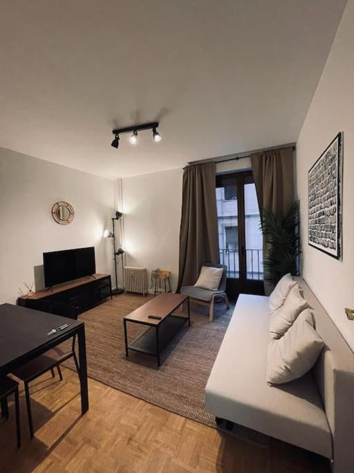Amplio Y Centrico Apt Para 9Px En La Latina/Rastro Madrid Eksteriør bilde